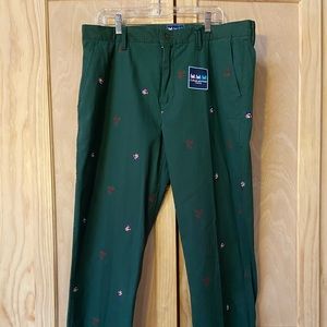 Green Embroidered Christmas Pants Charleston Threads Size 38x32